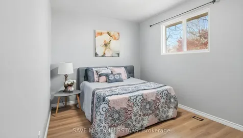 71 College Crescent Barrie ON L4M 2W5