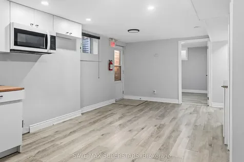 71 College Crescent Barrie ON L4M 2W5