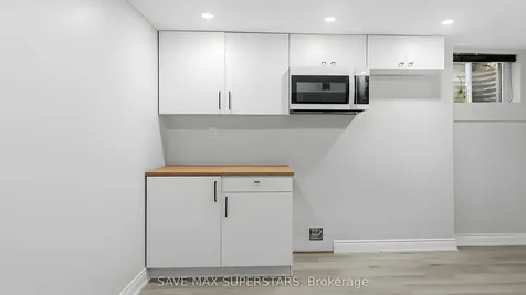 71 College Crescent Barrie ON L4M 2W5