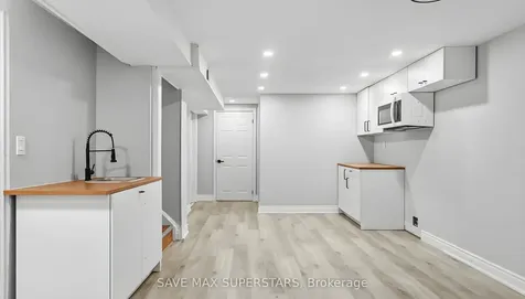 71 College Crescent Barrie ON L4M 2W5