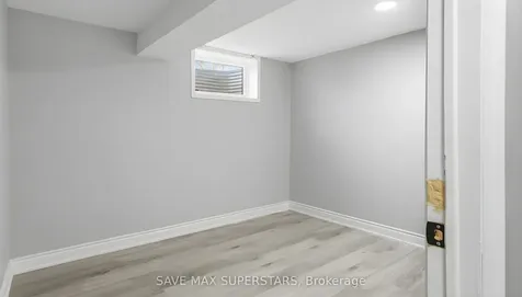 71 College Crescent Barrie ON L4M 2W5