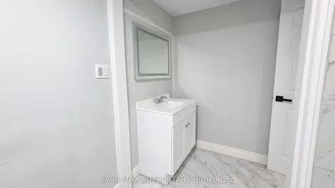 71 College Crescent Barrie ON L4M 2W5