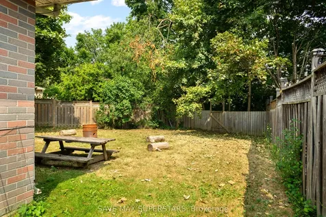 71 College Crescent Barrie ON L4M 2W5