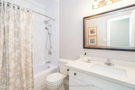 135 Sandringham Drive Barrie ON L4N 0Y9