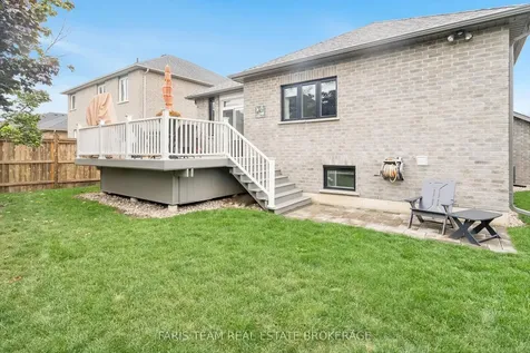 135 Sandringham Drive Barrie ON L4N 0Y9