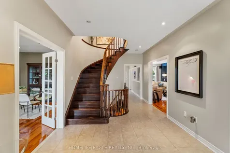 14 Rebecca Court Barrie ON L4N 0V5