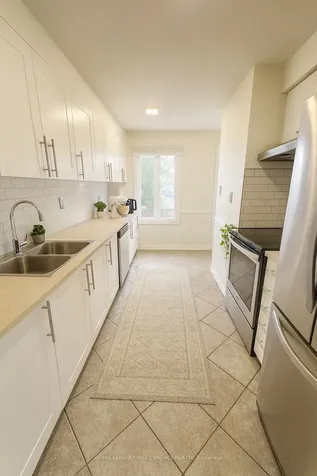 43 Delaney Crescent Barrie ON L4N 7C4