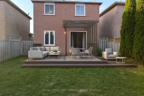 43 Delaney Crescent Barrie ON L4N 7C4