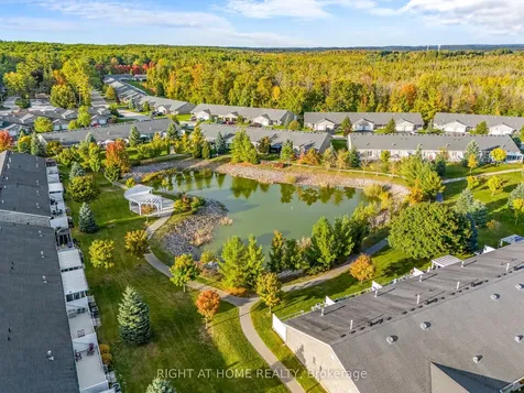 3 Carruthers Street S Wasaga Beach ON L9Z 1K2