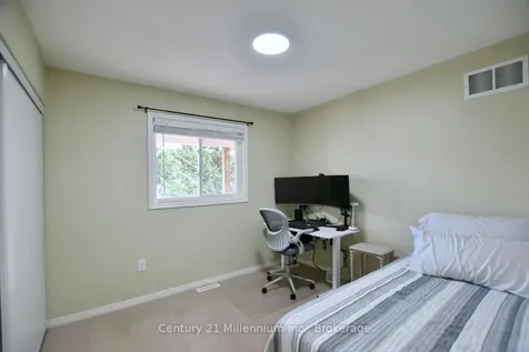 35 Northwood Drive Wasaga Beach ON L9Z 3B1
