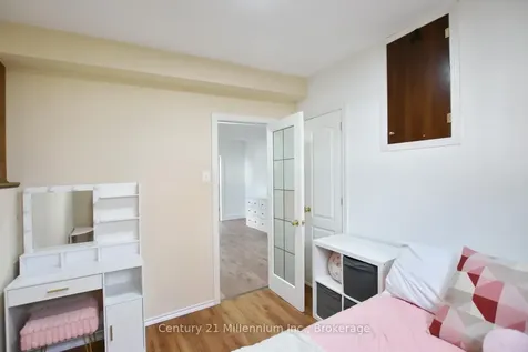 35 Northwood Drive Wasaga Beach ON L9Z 3B1