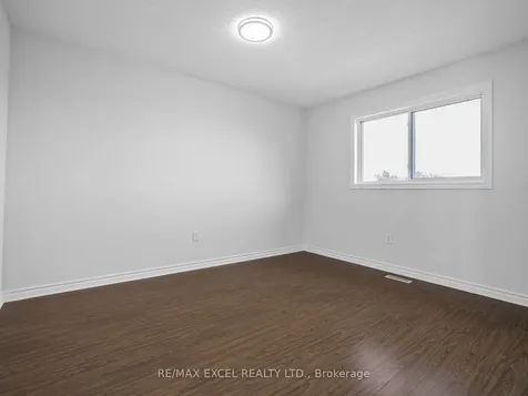 25 Golden Meadow Road Barrie ON L4N 7E6