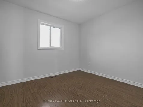 25 Golden Meadow Road Barrie ON L4N 7E6