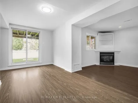 25 Golden Meadow Road Barrie ON L4N 7E6