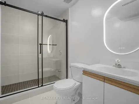 25 Golden Meadow Road Barrie ON L4N 7E6