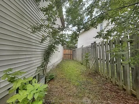 49 Laurie Crescent Barrie ON L4M 6C7