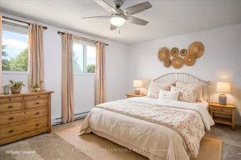 49 Laurie Crescent Barrie ON L4M 6C7