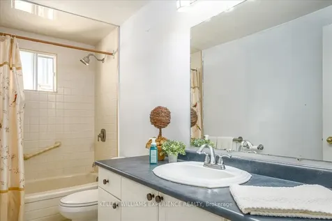 49 Laurie Crescent Barrie ON L4M 6C7