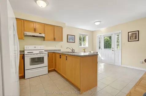 330 Harvie Road Barrie ON L4N 8H7