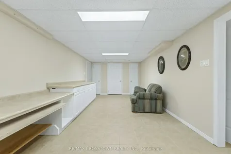 330 Harvie Road Barrie ON L4N 8H7