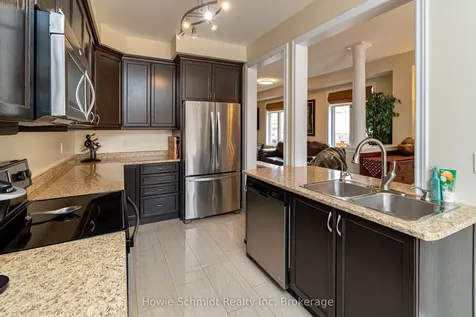 67 Forsyth Crescent Barrie ON L4N 6R1