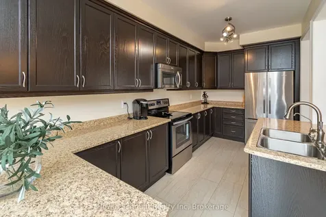 67 Forsyth Crescent Barrie ON L4N 6R1