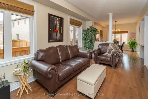 67 Forsyth Crescent Barrie ON L4N 6R1