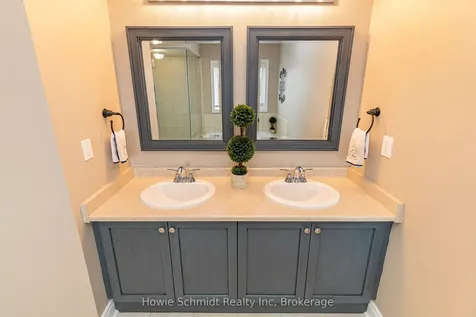 67 Forsyth Crescent Barrie ON L4N 6R1