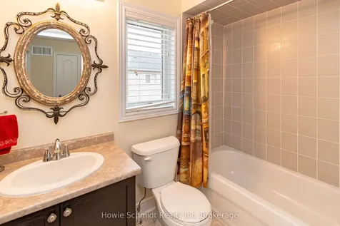 67 Forsyth Crescent Barrie ON L4N 6R1