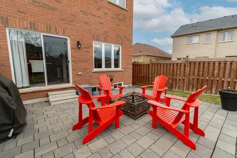 67 Forsyth Crescent Barrie ON L4N 6R1