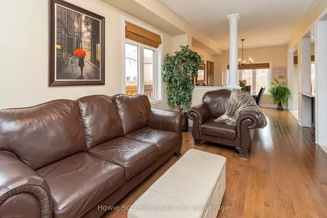 67 Forsyth Crescent Barrie ON L4N 6R1