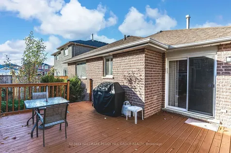 10 Stephanie Lane Barrie ON L4N 0V2