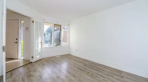 194 Kozlov Street Barrie ON L4N 7H6