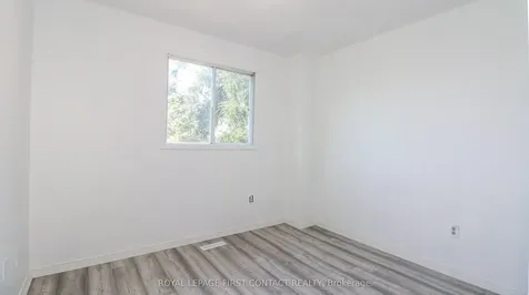 194 Kozlov Street Barrie ON L4N 7H6