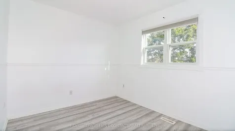 194 Kozlov Street Barrie ON L4N 7H6