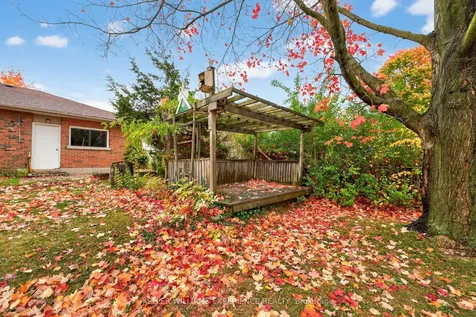 229 Warnica Road Barrie ON L4N 3Z2