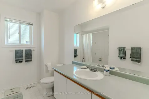 58 Mcdougall Drive Barrie ON L4N 7H6