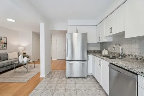 83 Pickett Crescent Barrie ON L4N 8C1