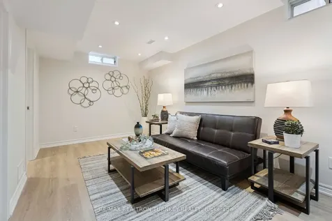 83 Pickett Crescent Barrie ON L4N 8C1