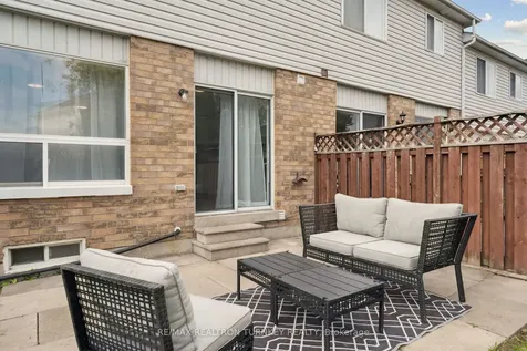 83 Pickett Crescent Barrie ON L4N 8C1