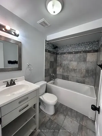 27 Delaney Crescent Barrie ON L4N 7C3