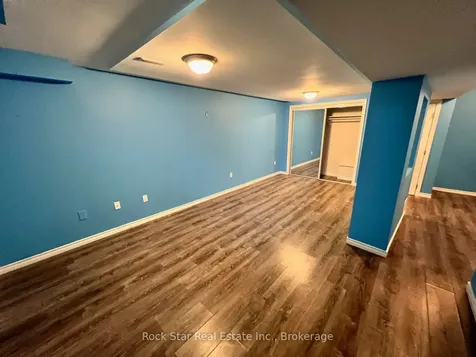 27 Delaney Crescent Barrie ON L4N 7C3