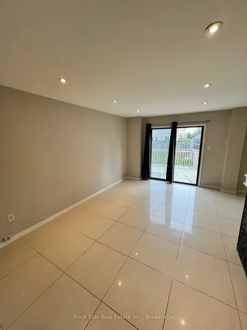 27 Delaney Crescent Barrie ON L4N 7C3