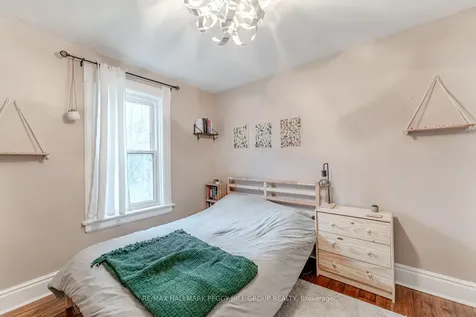 14 Cumberland Street Barrie ON L4N 2P4