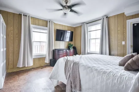 86 Henry Street Barrie ON L4N 1C8