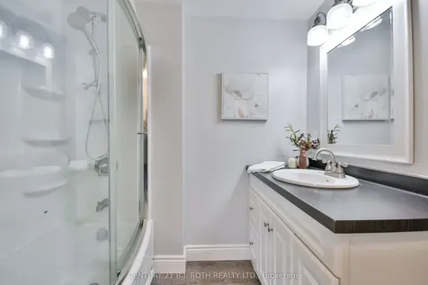 86 Henry Street Barrie ON L4N 1C8