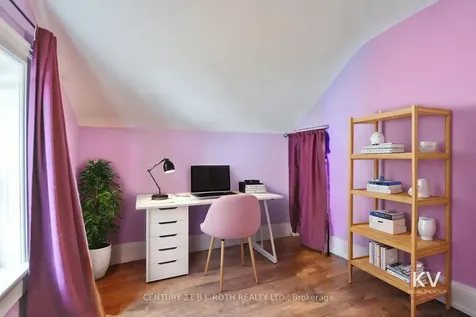 86 Henry Street Barrie ON L4N 1C8