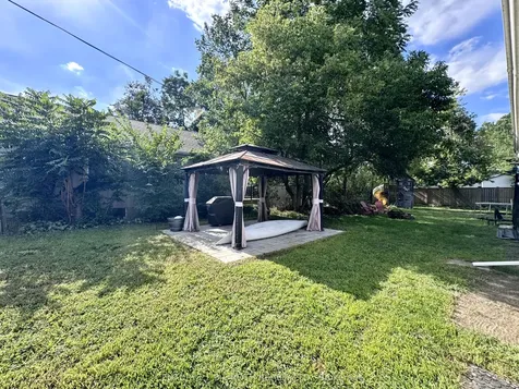 86 Henry Street Barrie ON L4N 1C8