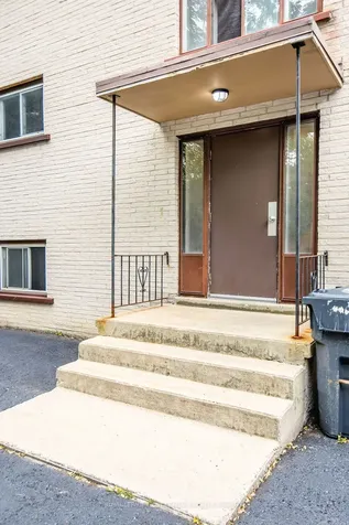 95 Gowan Street Barrie ON L4N 2P2