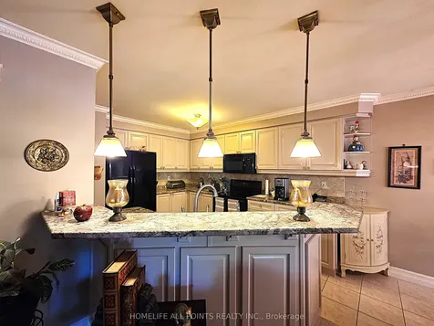 28 Cranberry Heights Wasaga Beach ON L9Z 1M9